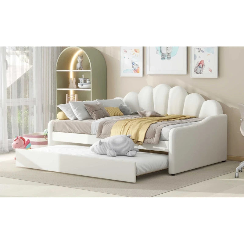 Lit de repos pleine grandeur avec cadre rembourré, canapé-lit avec dossier en forme de coquille et lit gigogne coulissant, canapé-lit en velours pour salon.