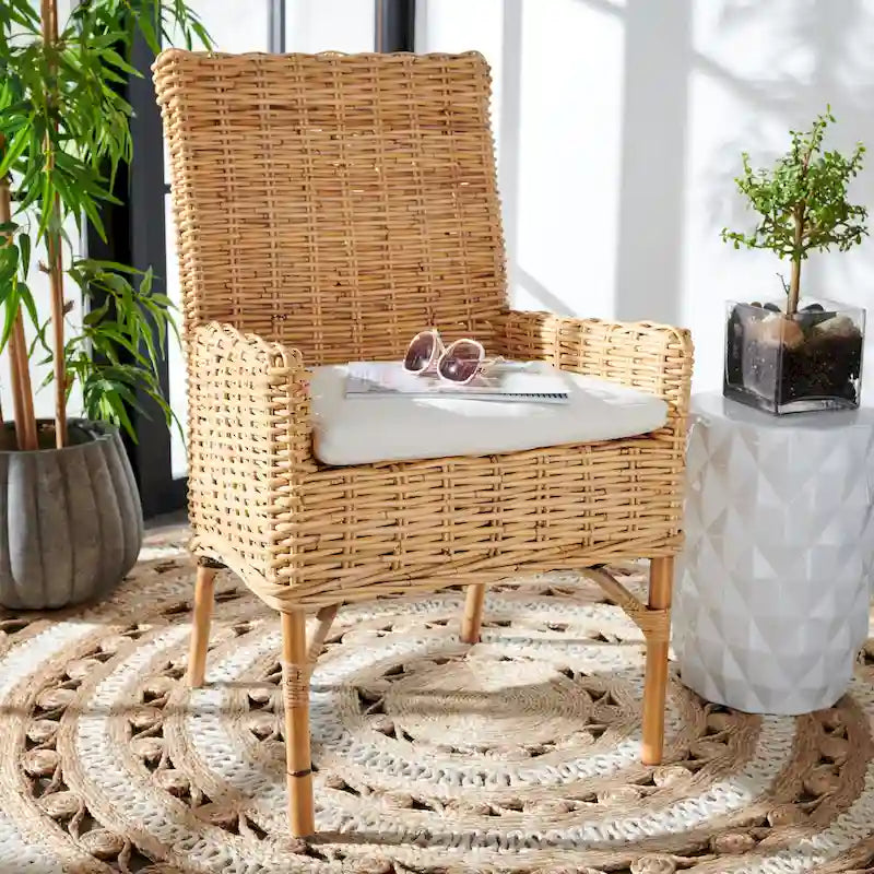 Fauteuil d'appoint en rotin côtier avec coussin blanc, 19 po L x 23 po P x 38 po H